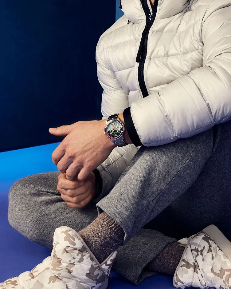 Mickey Astronaut Black Dial Stainless Steel Bracelet AW1709-54W Mickey Astronaut Black Dial Stainless Steel Bracelet AW1709-54W